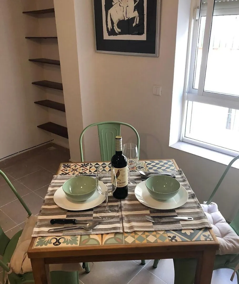 Sevilla Urban Chic 1 Bedroom Elevator, Ac, Wifi, Calm 0*, Seville Spain
